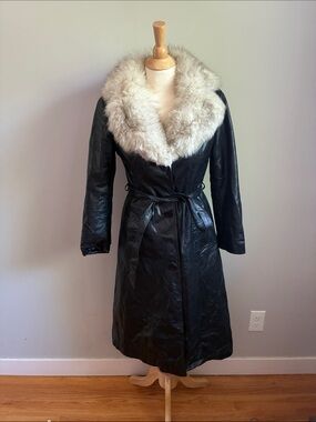 Vintage Black Long Leather Coat with Real Fur Collar